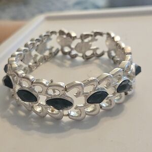 Silver Tone and Dark Green Fashion Bracelet